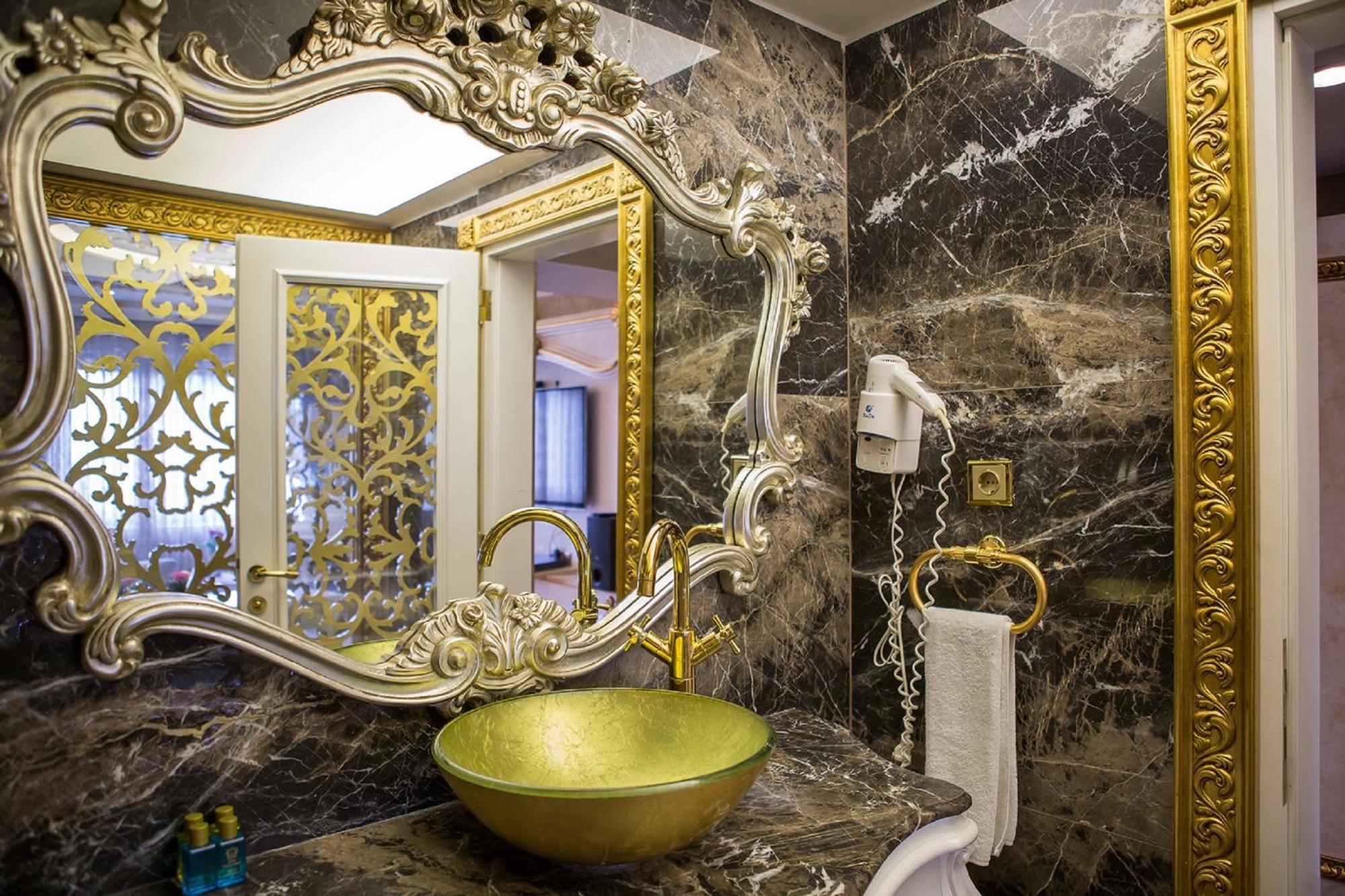 Hotel Buyuk Hamit Istanbul Exterior photo